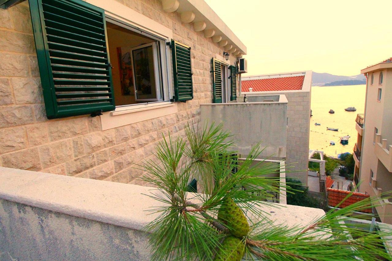 Guest House Villa Pastrovka Sveti Stefan Exterior photo