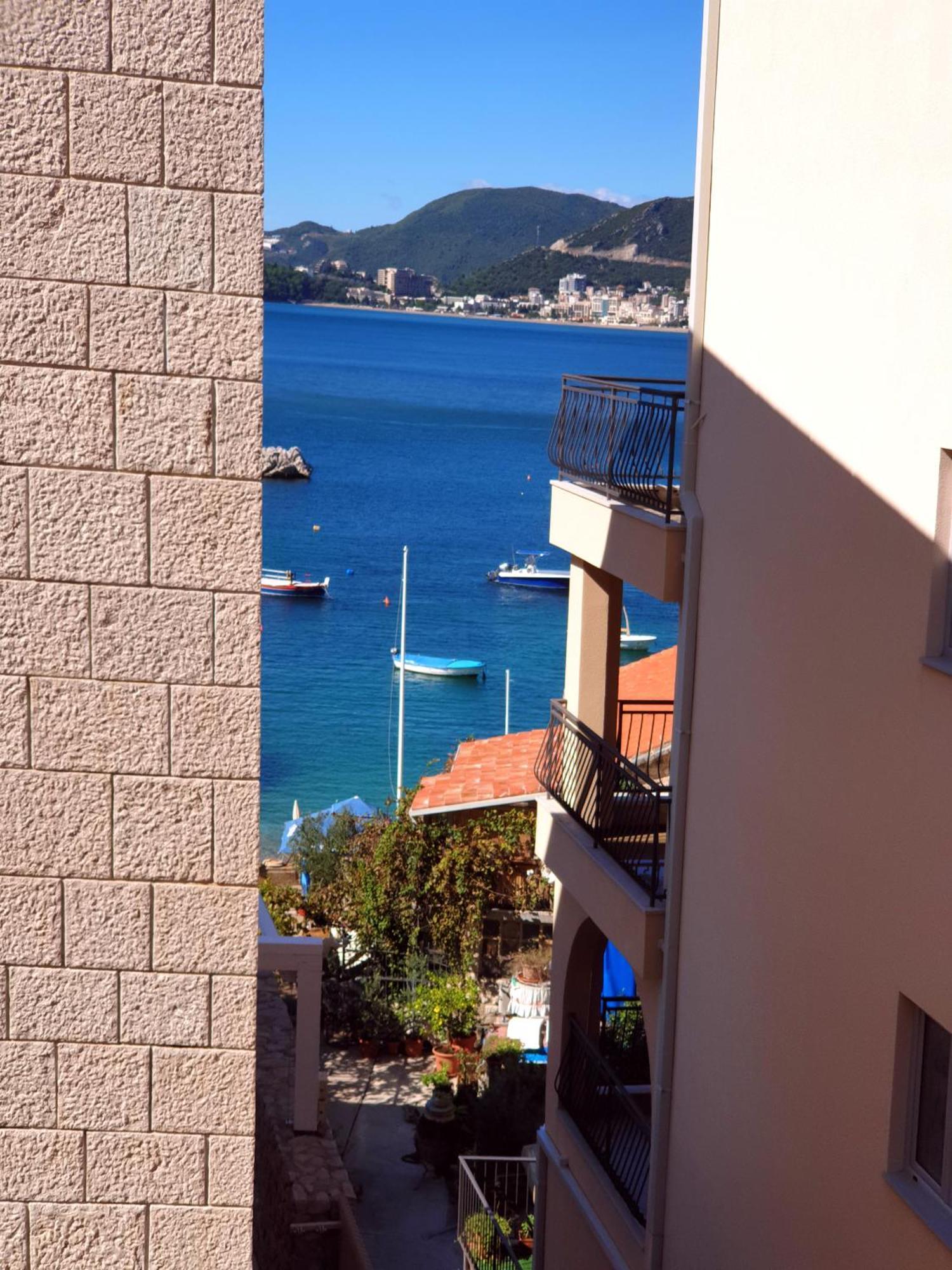 Guest House Villa Pastrovka Sveti Stefan Exterior photo